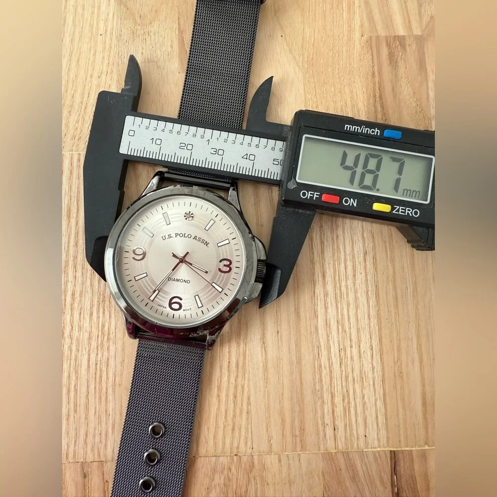 U.S. polo assoc. mens gunmetal gray diamond watch NEW BATTERY